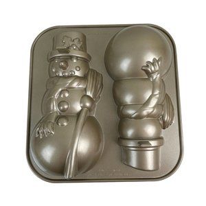 Nordic Ware Snowman Cake Mold Pan USA Williams Sonoma Christmas Holiday Baking